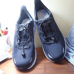 Hoka Clifton 8 Black White Shoes Women's Size 10 D Wide